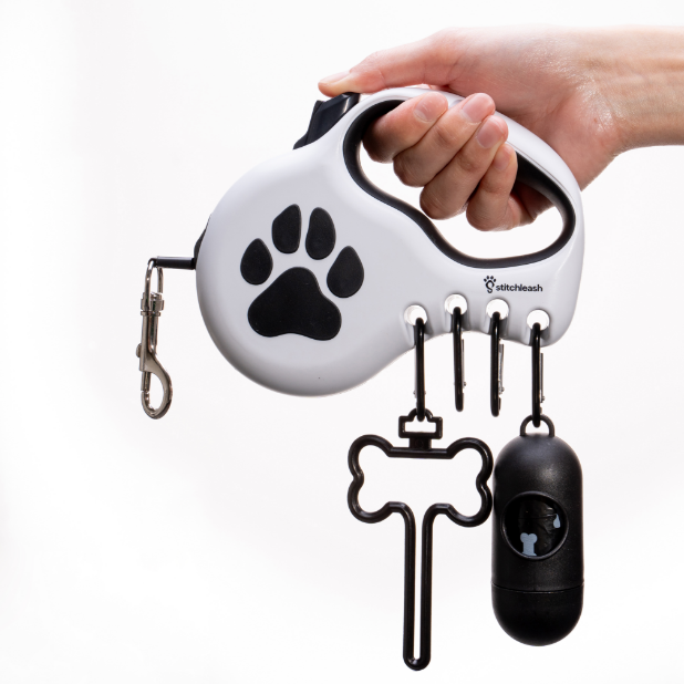 Coops Retractable Leash